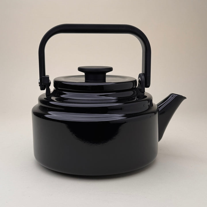 2.0 litre Nodo Hora Stove Top Kettle