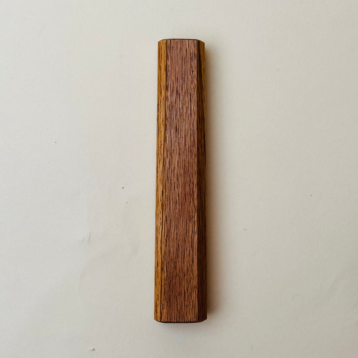 Oak Wa handle
