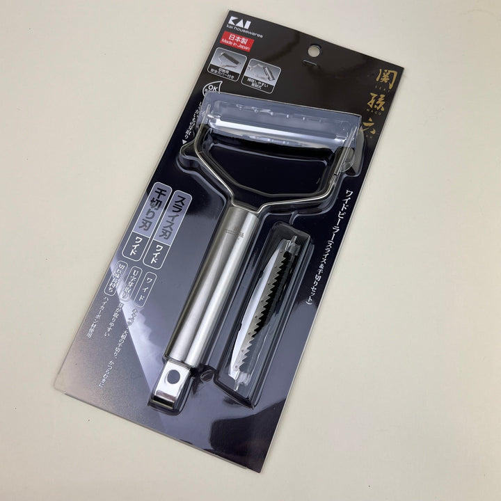 Extra Wide Peeler with Straight and Julienne Blades