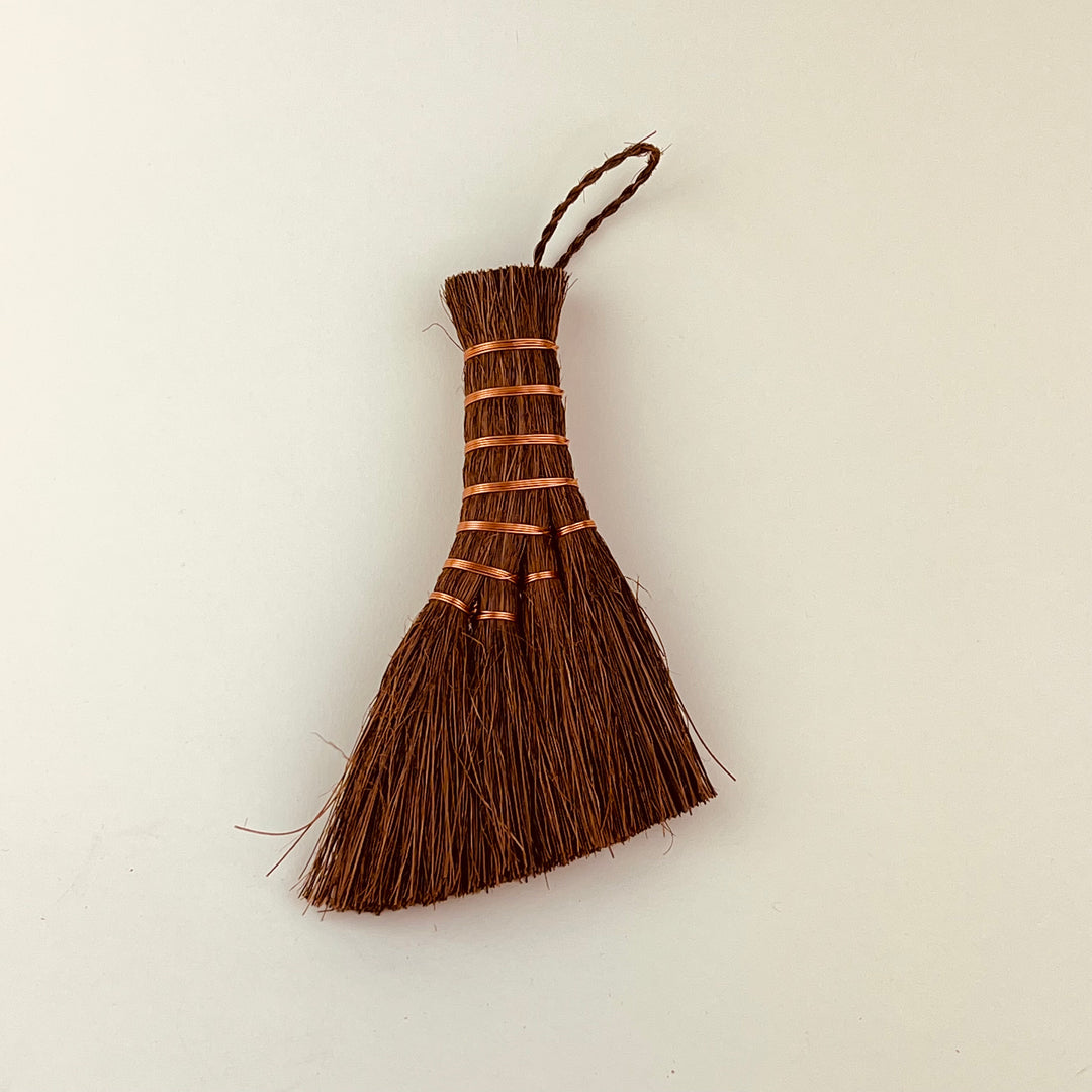 Shuro Japanese Hand Broom