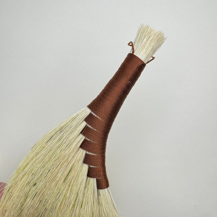 Function and Form Dust Brush-brush-Community Cutlery