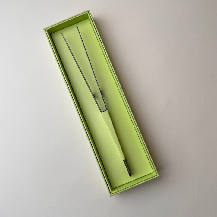 Gestura Stando Tweezers - Community Cutlery