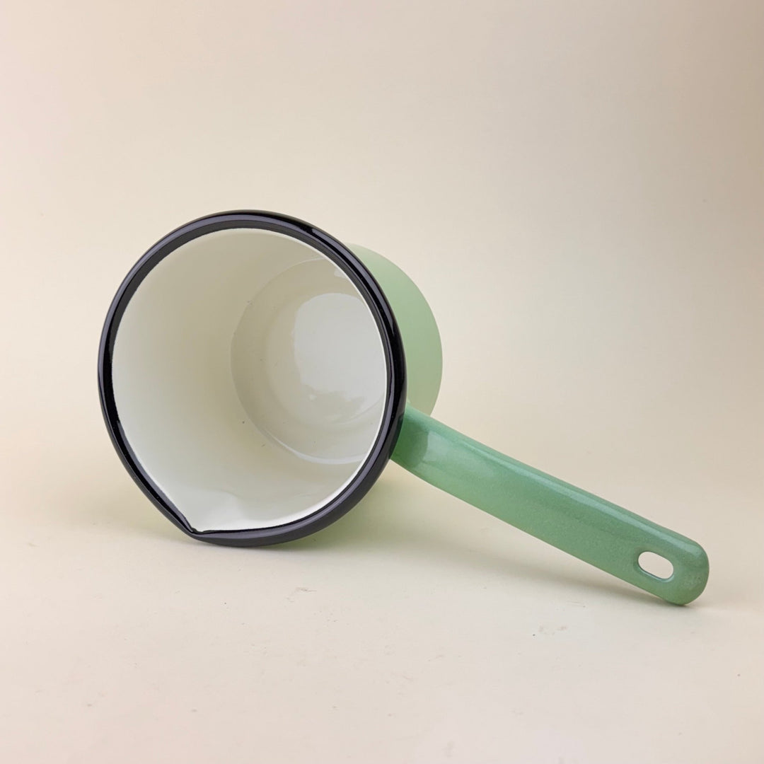 Heavy duty enamel milk pan - Community Cutlery