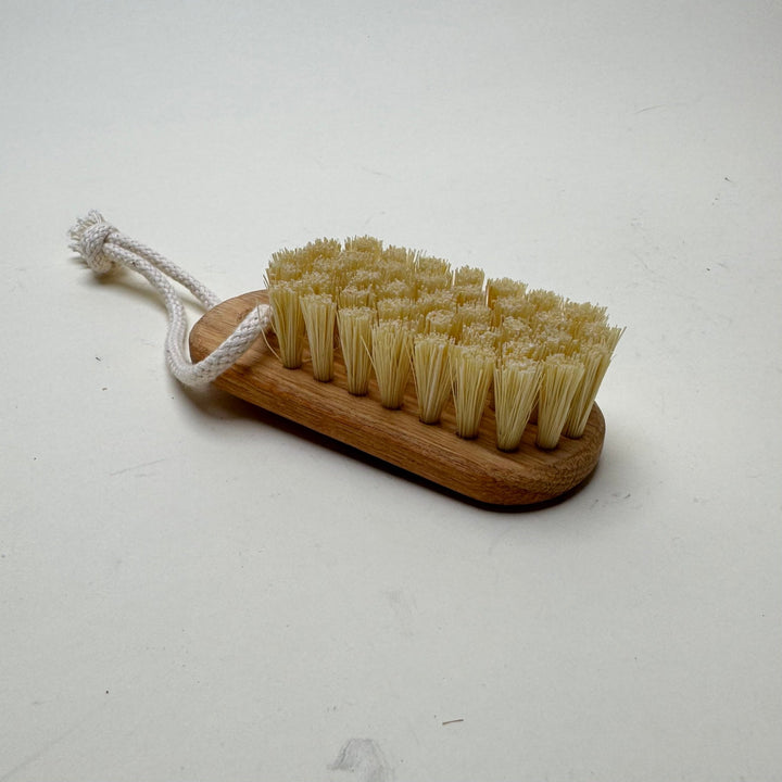 Iris Hantverk Lovisa Nail Brush - Community Cutlery