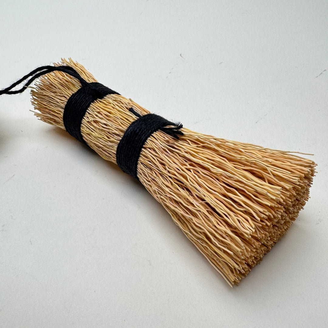 Iris Hantverk Washing Up Whisk - Community Cutlery