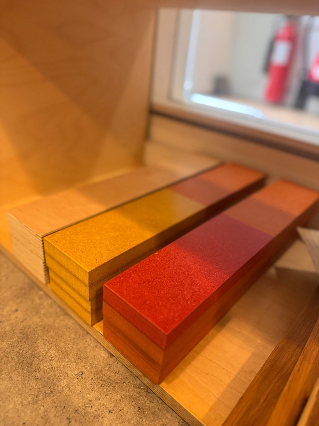 Magnetic knife block 6 knives - Community Cutlery