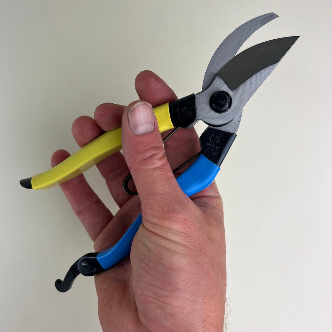 Niwaki - Left Handed Mainichi Secateurs - Community Cutlery