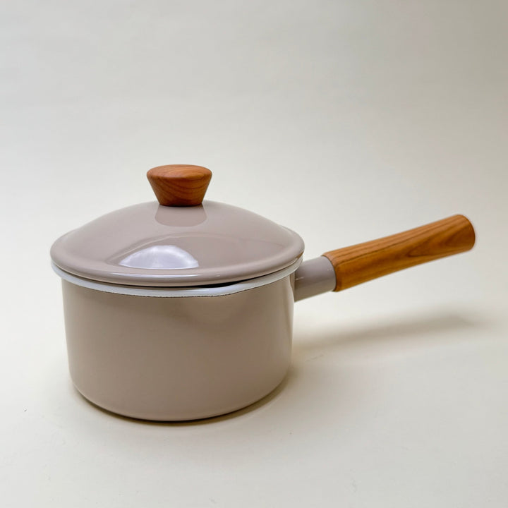 Noda Horo Enamel Saucepan - Community Cutlery