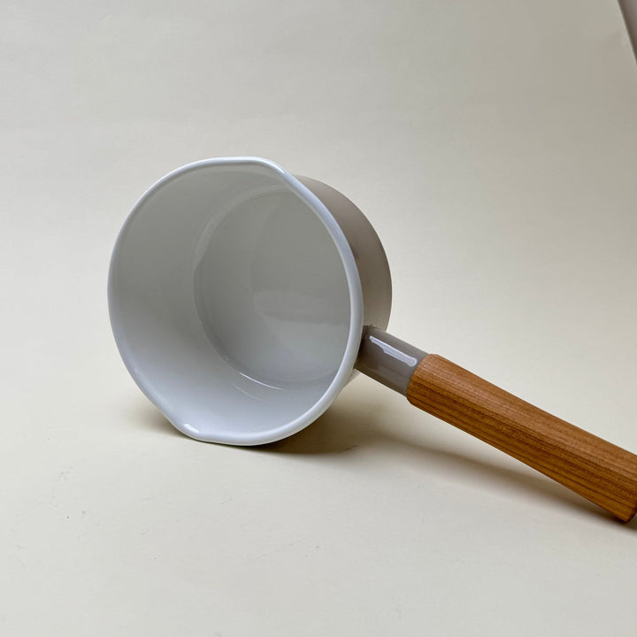 Noda Horo Enamel Saucepan - Community Cutlery