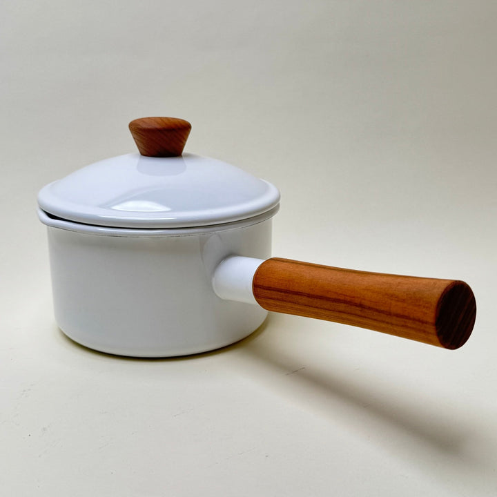 Noda Horo Enamel Saucepan - Community Cutlery