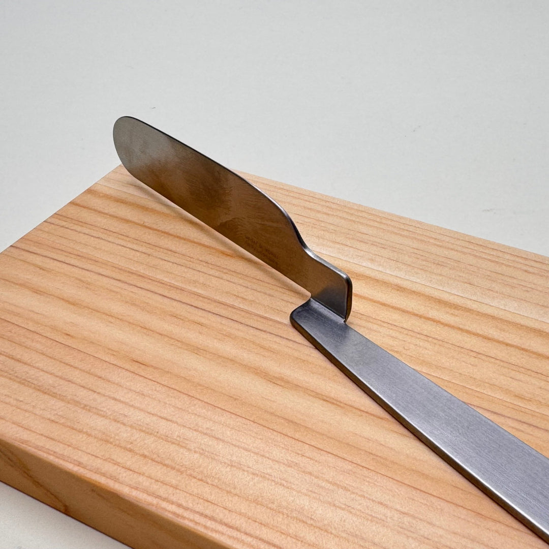 Oku Handcrafted knife and board - Community Cutlery