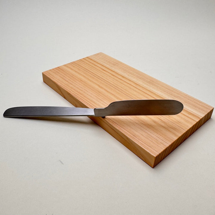 Oku Handcrafted knife and board - Community Cutlery