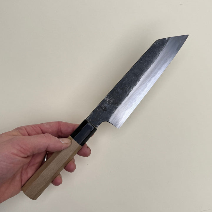 Sakai Kikumori Blue 2 Kikizuki Kiritsuke Santoku 180mm Kurouchi - Community Cutlery