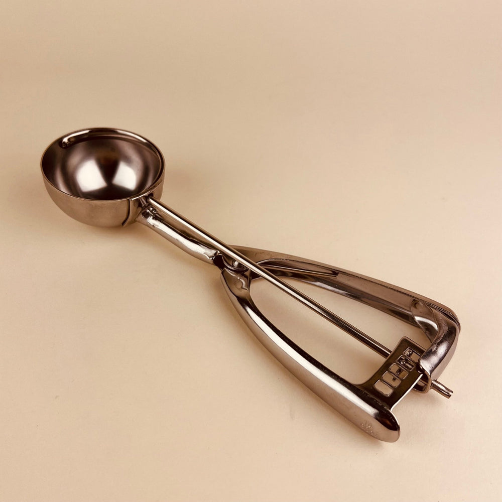 Stainless Steel Ice Cream Scoop - Community Cutlery
