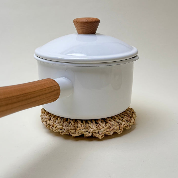 Straw Pot Trivet Small - Community Cutlery