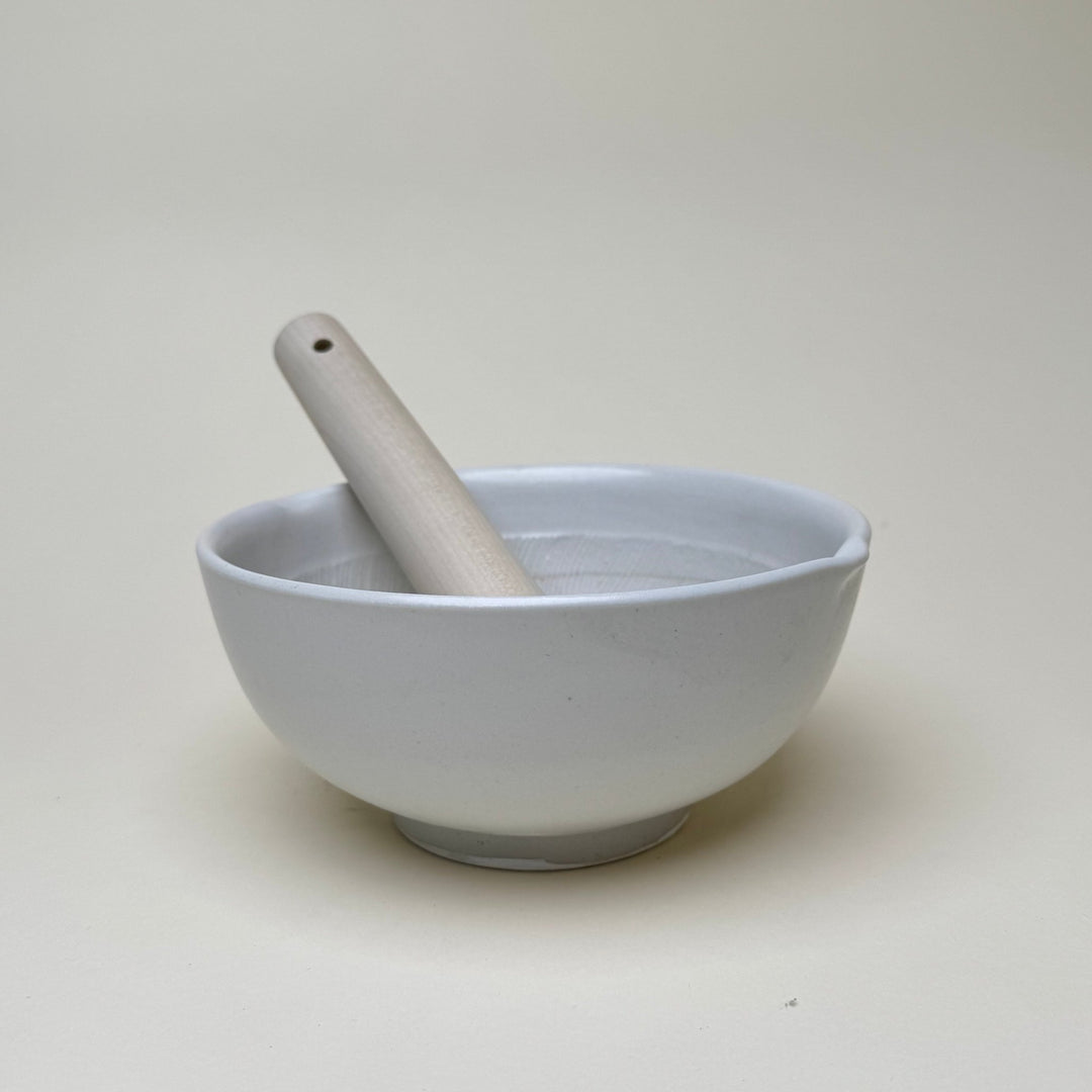 Yamatada Pestle and Mortar Set-pestle and mortar-Community Cutlery