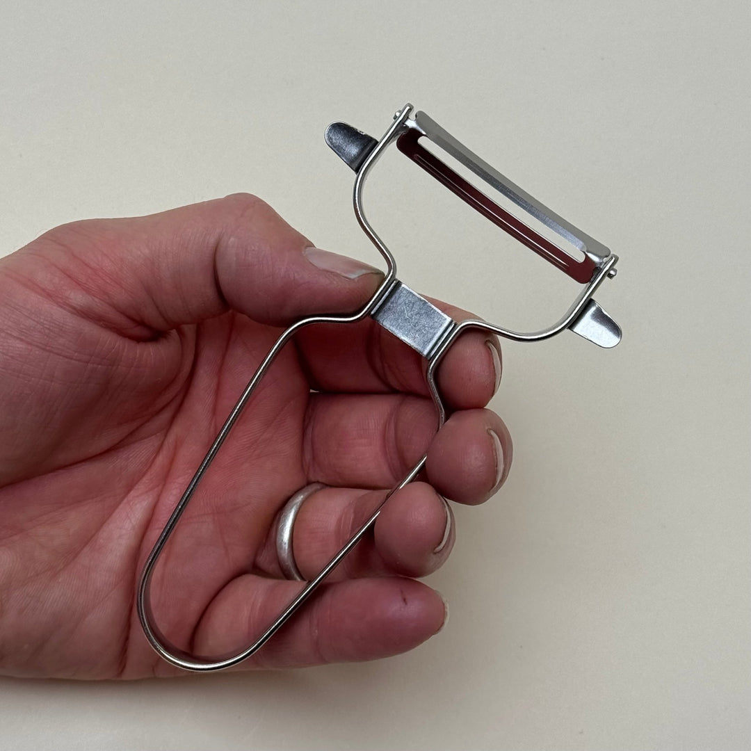 Yoshikawa Swissy Kaisoku Peeler-utensil-Community Cutlery
