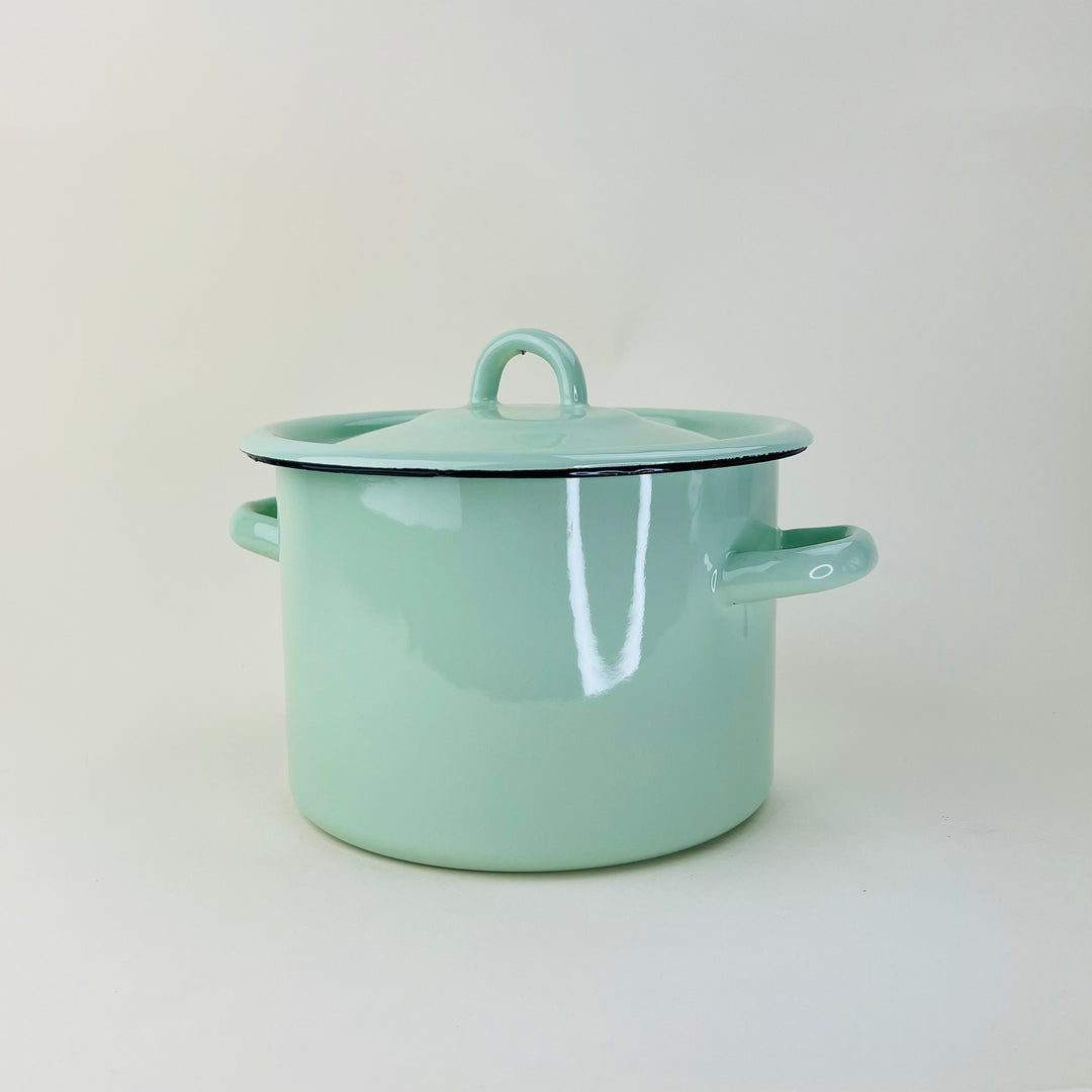 Enamel Cooking Pot with Lid - Medium