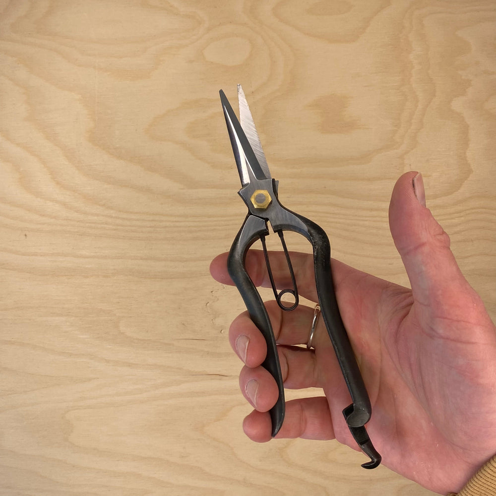 Suwada - Traditional Flower Shears Community Cutlery 