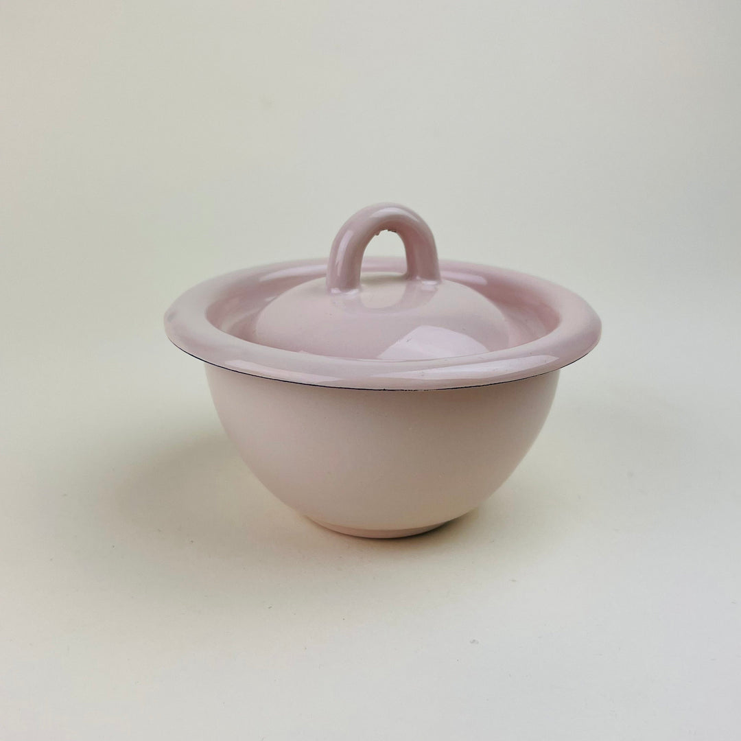 Ukrainian Enamel Bowl with lid Ok International rose pink 