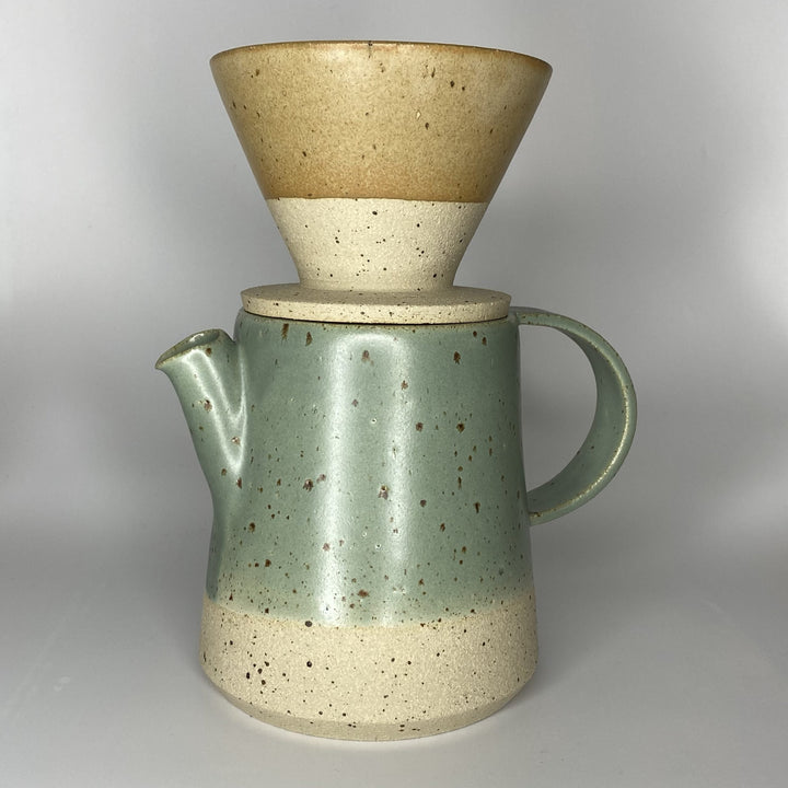 Mae Ceramics - Coffee Dripper Community Cutlery 