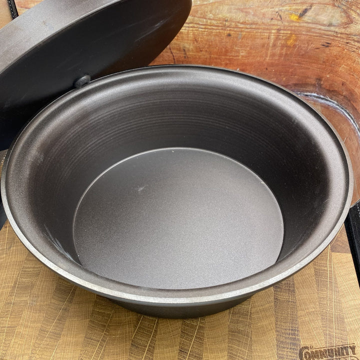 Netherton Foundry - Dutch Oven Community Cutlery 