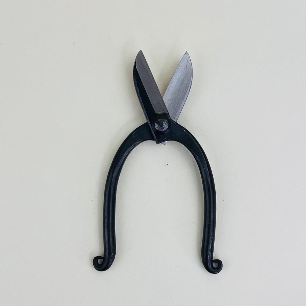 Sakai Kikumori - Heavy Bonsai Pruning Shears - Garden Tools - Community Cutlery